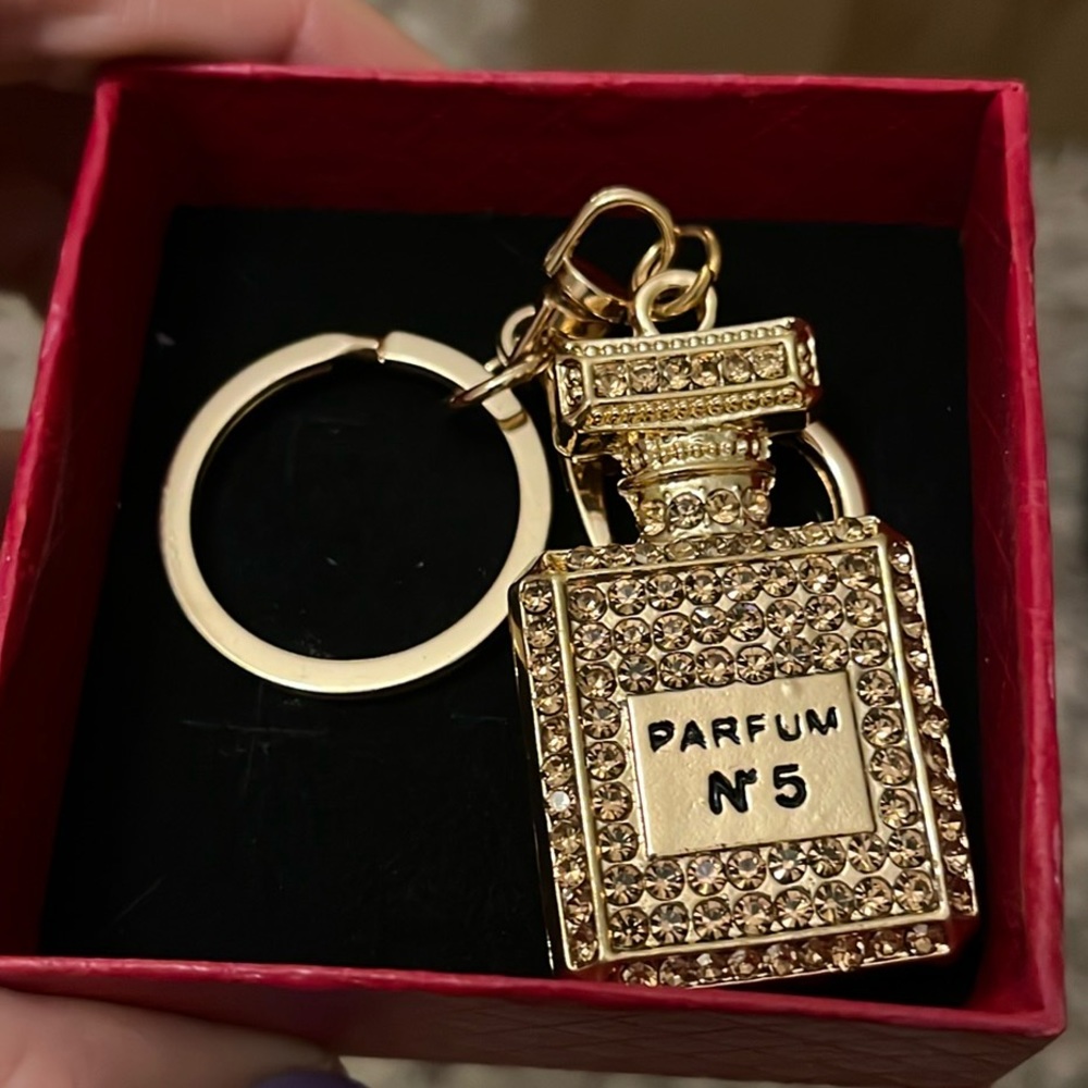 Perfume keychain